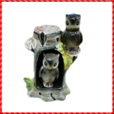 salt and pepper shaker-026