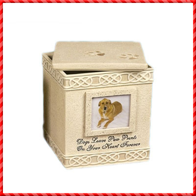 urns-147