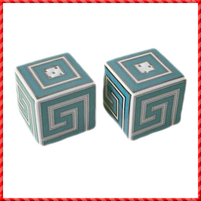 urns-160