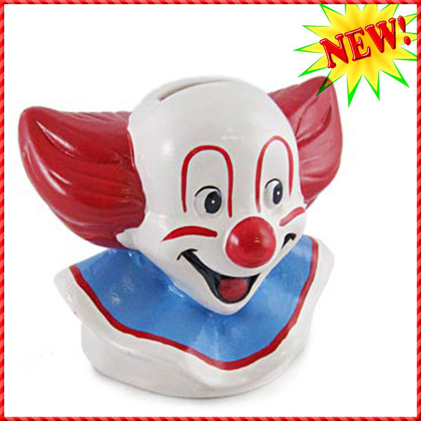 clown figurine-015