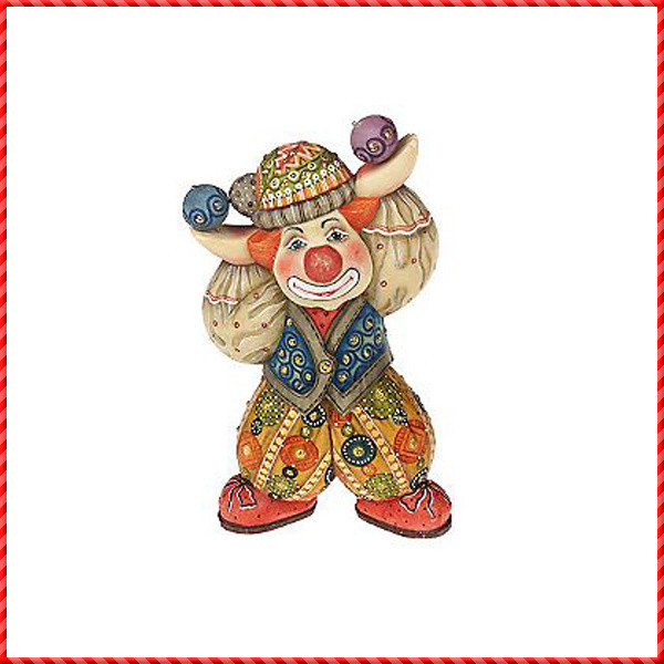 clown figurine-019