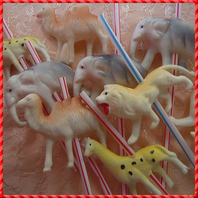 straw figurine-020