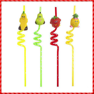 straw figurine-026